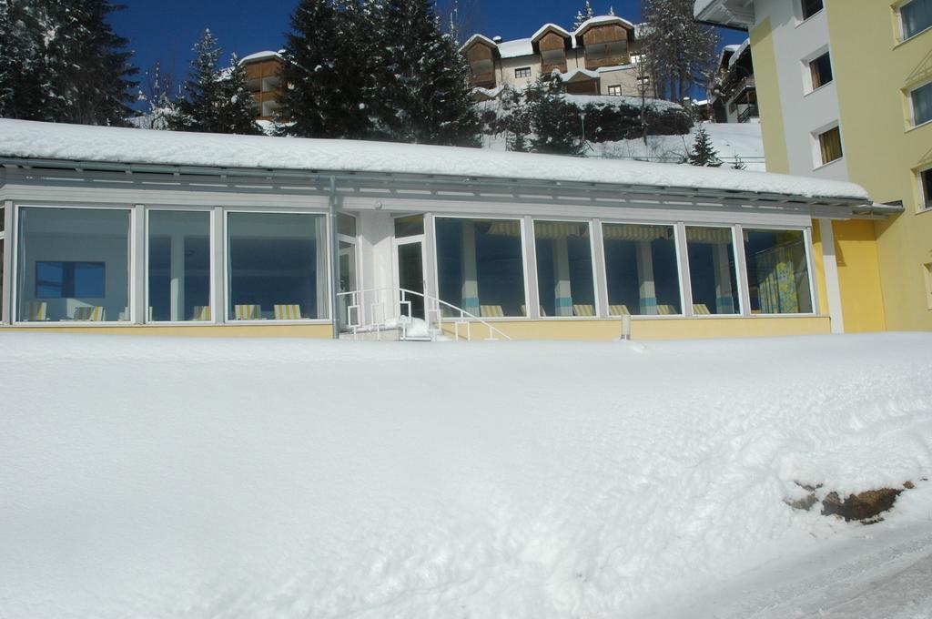 Sonnenhotel Zaubek Treffen Extérieur photo