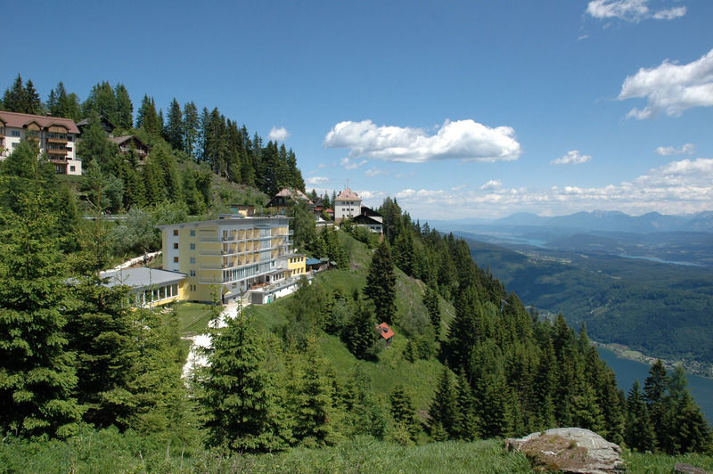 Sonnenhotel Zaubek Treffen Extérieur photo